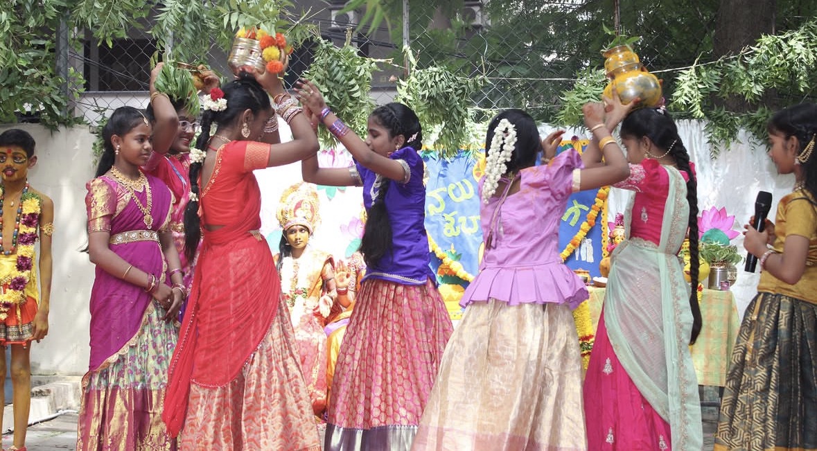 VJPS students performing a traditional Bonalu dance