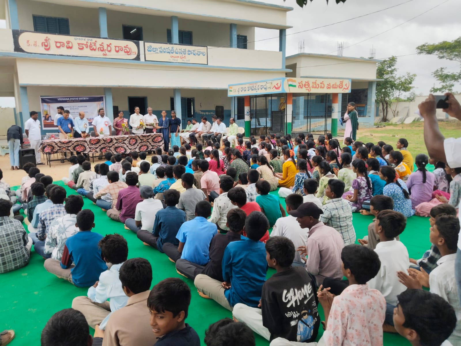 Desks donated by Vignana Jyothi to ZPHS Thunki and Railapur